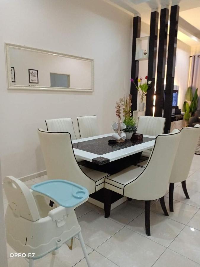Melissa Homestay Merlimau Exterior foto